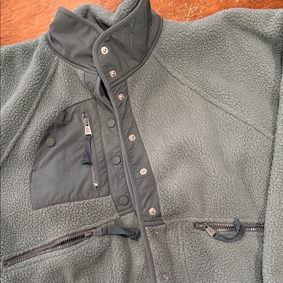 FP Movement by Free People Green Fleece Jacket - Picture 4 of 4